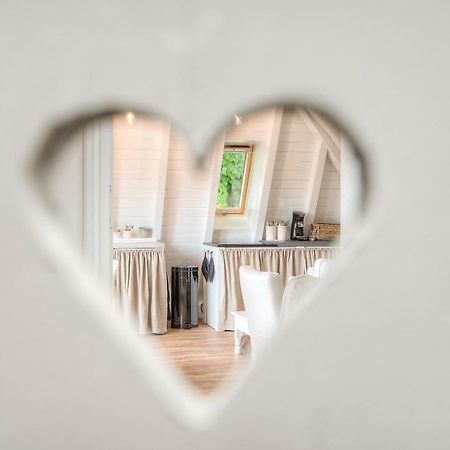 Appartement De Koesfabriek Centrum Докьом Екстериор снимка